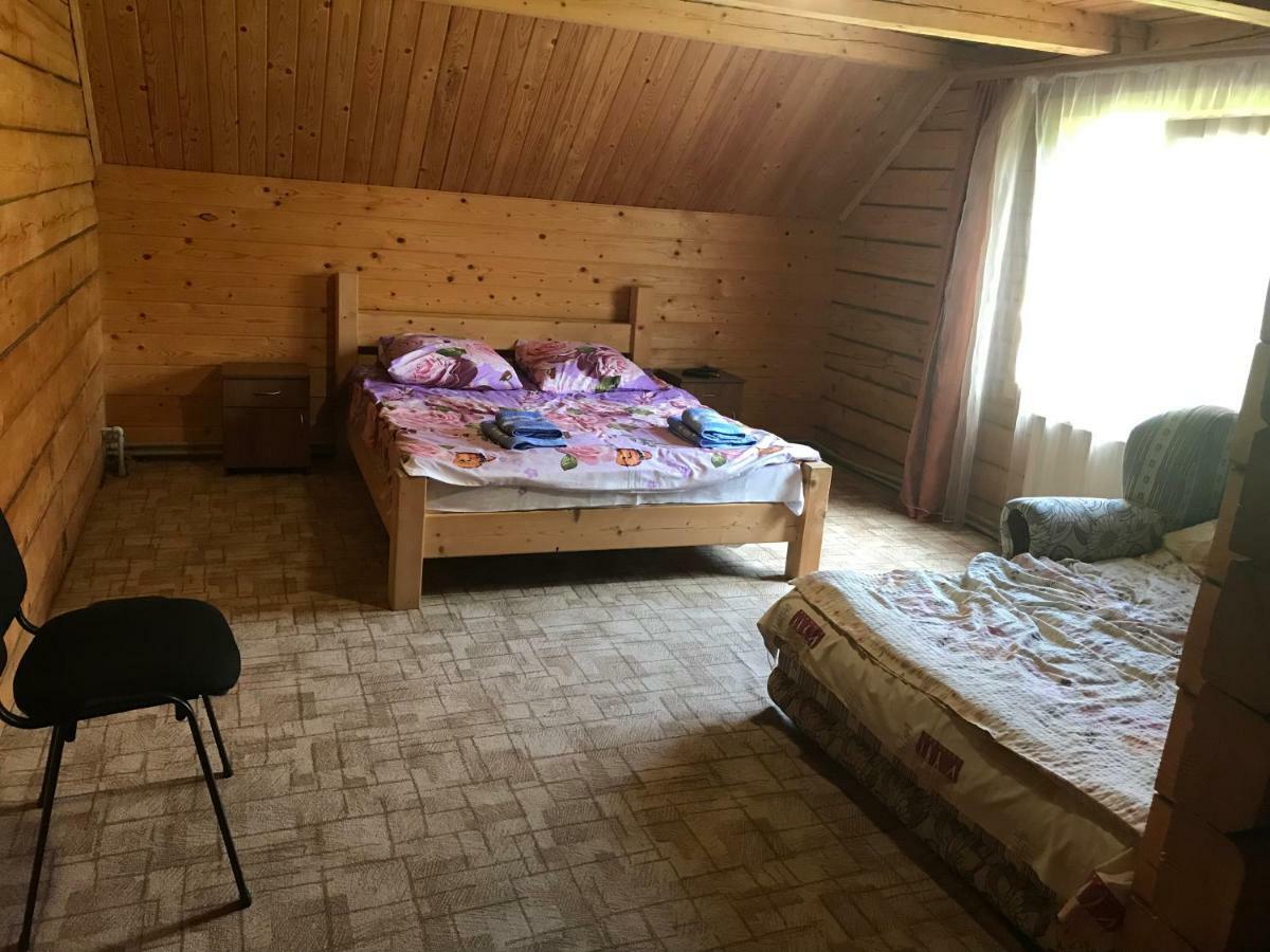Садиба Гуцульський Двір Vorokhta Eksteriør billede